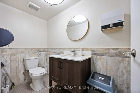 Photo 11 at 792 Bathurst Street, Annex, Toronto