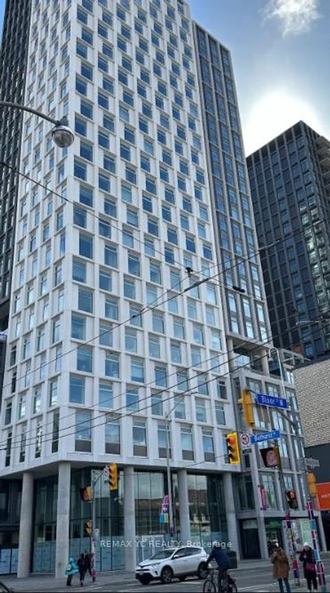 Photo 16 at 792 Bathurst Street, Annex, Toronto