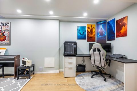 Photo 22 at 10 Oglevie Drive, Pringle Creek, Whitby