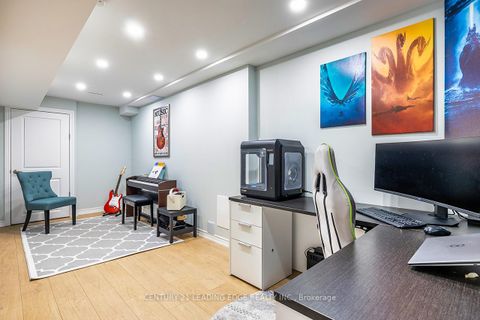 Photo 23 at 10 Oglevie Drive, Pringle Creek, Whitby