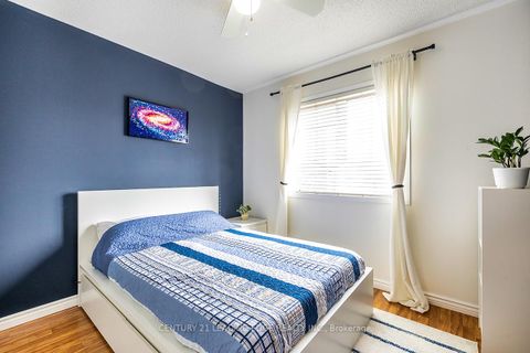 Photo 33 at 10 Oglevie Drive, Pringle Creek, Whitby