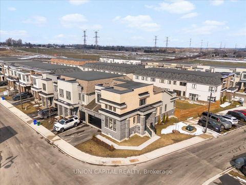 Photo 40 at 11 Sailors Landing, Bowmanville, Clarington