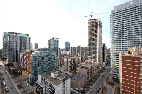 Photo 2 at 1504 - 185 Roehampton Avenue, Mount Pleasant West, Toronto