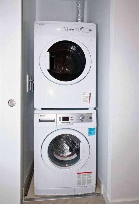 Photo 8 at 1504 - 185 Roehampton Avenue, Mount Pleasant West, Toronto