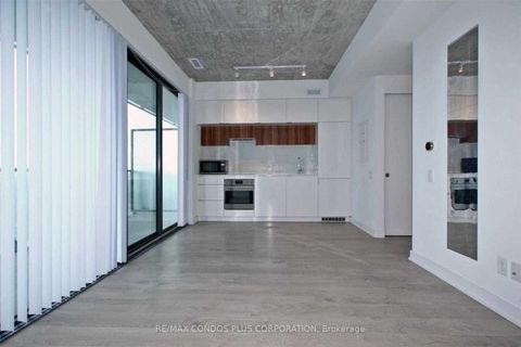 Photo 12 at 1504 - 185 Roehampton Avenue, Mount Pleasant West, Toronto