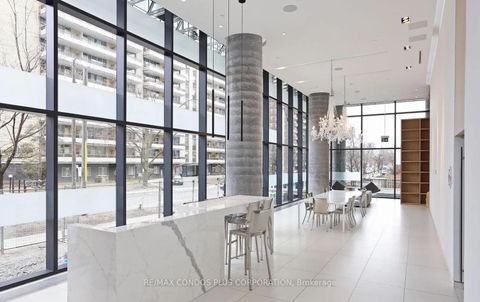 Photo 19 at 1504 - 185 Roehampton Avenue, Mount Pleasant West, Toronto