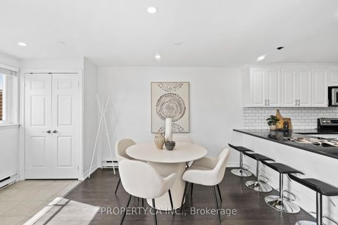 Photo 1 at 179 - 1055 Dundas Street E, Applewood, Mississauga