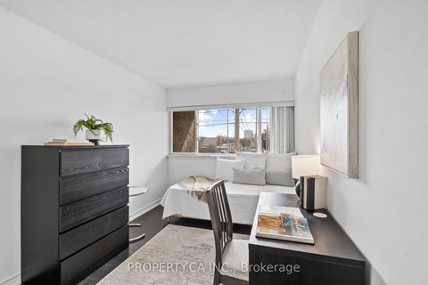 Photo 23 at 179 - 1055 Dundas Street E, Applewood, Mississauga