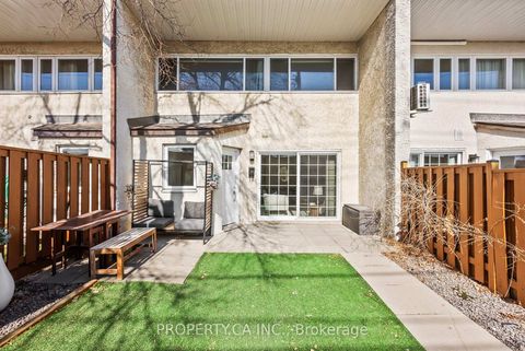 Photo 30 at 179 - 1055 Dundas Street E, Applewood, Mississauga