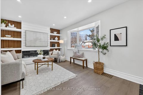 Photo 6 at 233 Oakridge Drive, Cliffcrest, Toronto