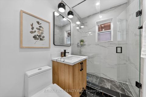 Photo 18 at 233 Oakridge Drive, Cliffcrest, Toronto