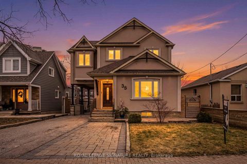 Photo 1 at 35 Rainbow Drive, West Woodbridge, Vaughan