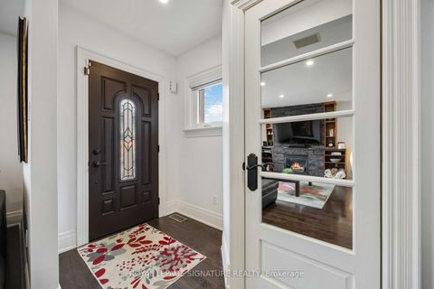 Photo 2 at 35 Rainbow Drive, West Woodbridge, Vaughan
