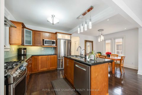 Photo 6 at 35 Rainbow Drive, West Woodbridge, Vaughan