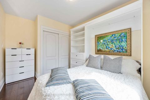 Photo 15 at 35 Rainbow Drive, West Woodbridge, Vaughan