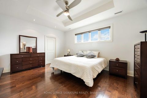 Photo 16 at 35 Rainbow Drive, West Woodbridge, Vaughan