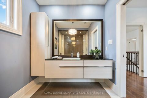 Photo 19 at 35 Rainbow Drive, West Woodbridge, Vaughan