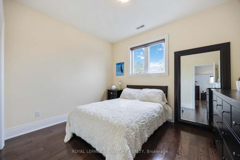 Photo 20 at 35 Rainbow Drive, West Woodbridge, Vaughan