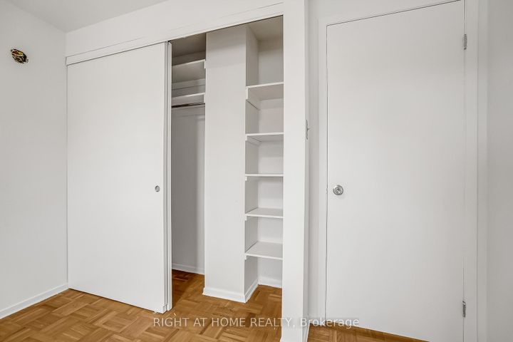 Photo 32 at 6842 Avila Road, Meadowvale, Mississauga