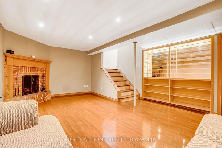 Photo 38 at 6842 Avila Road, Meadowvale, Mississauga