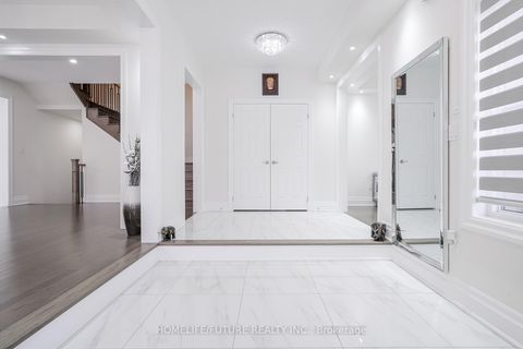 Photo 4 at 227 Northglen Boulevard, Bowmanville, Clarington