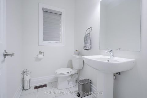 Photo 16 at 227 Northglen Boulevard, Bowmanville, Clarington