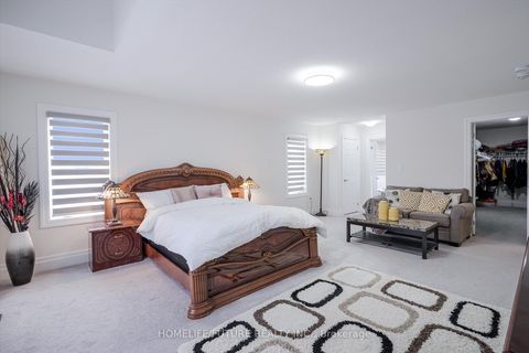 Photo 18 at 227 Northglen Boulevard, Bowmanville, Clarington