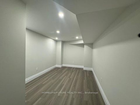 Photo 44 at 227 Northglen Boulevard, Bowmanville, Clarington