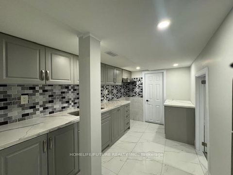 Photo 46 at 227 Northglen Boulevard, Bowmanville, Clarington