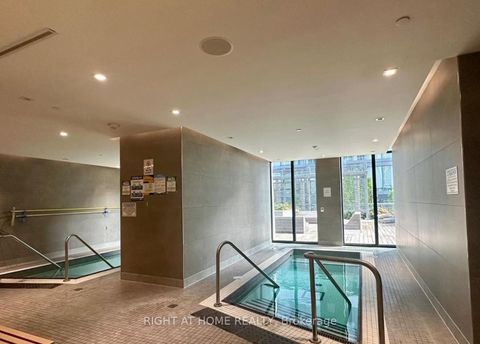 Photo 15 at 1412 - 1 Yorkville Avenue, Annex, Toronto