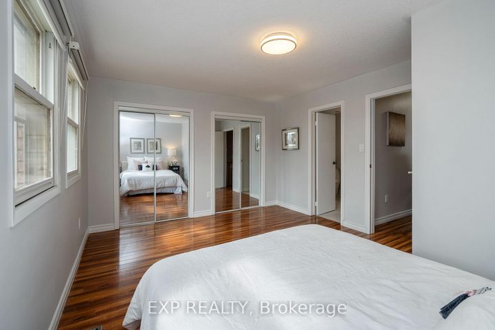 Photo 14 at 760 Ashprior Avenue, Hurontario, Mississauga