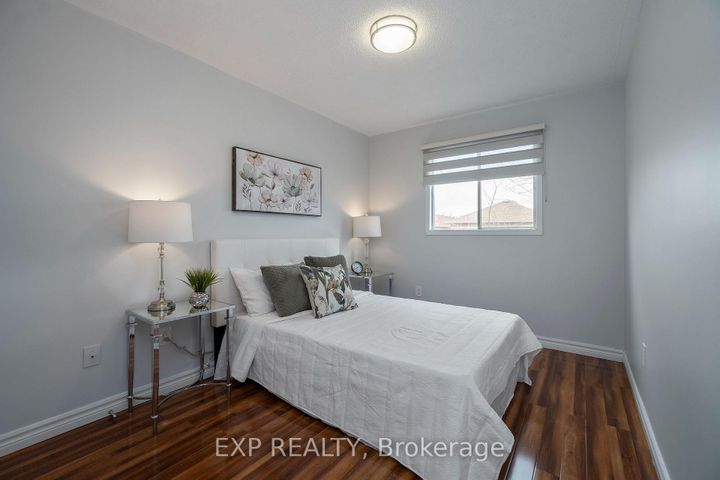 Photo 17 at 760 Ashprior Avenue, Hurontario, Mississauga