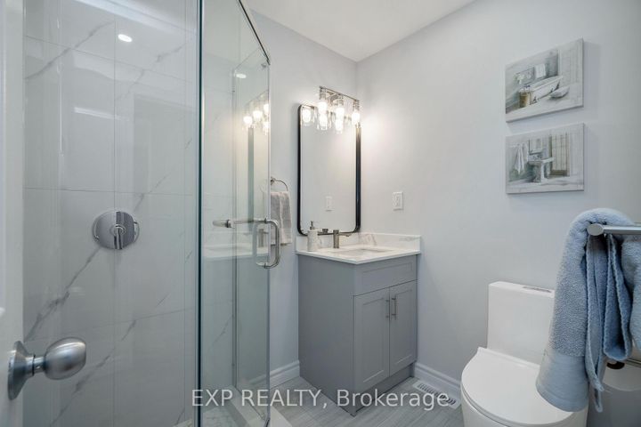 Photo 20 at 760 Ashprior Avenue, Hurontario, Mississauga