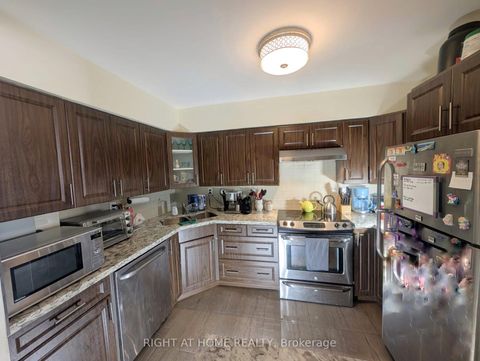 Photo 1 at 607 - 80 Quebec Avenue, High Park North, Toronto