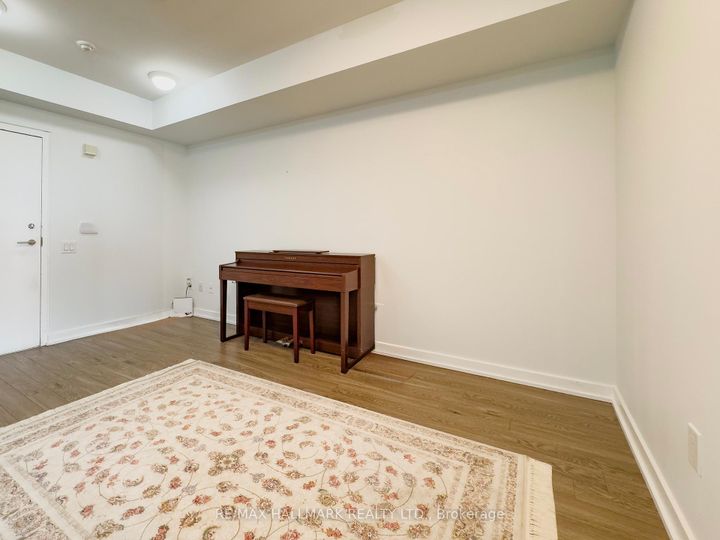 Photo 7 at Ph06 - 15 Singer Court, Bayview Village, Toronto