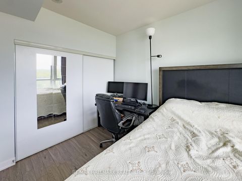 Photo 14 at Ph06 - 15 Singer Court, Bayview Village, Toronto