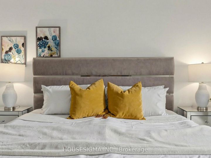 Photo 12 at 423 Connaught Avenue, Newtonbrook West, Toronto