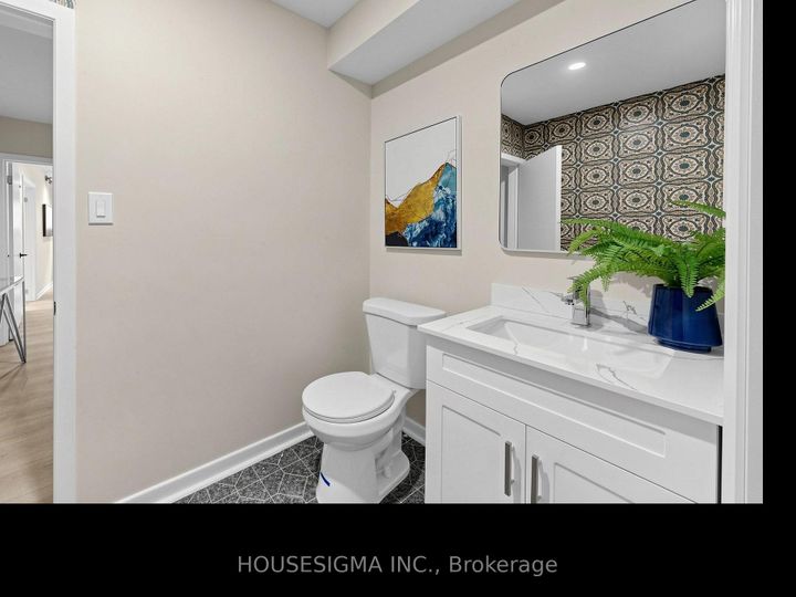 Photo 16 at 423 Connaught Avenue, Newtonbrook West, Toronto