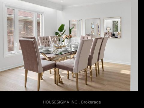 Photo 3 at 423 Connaught Avenue, Newtonbrook West, Toronto