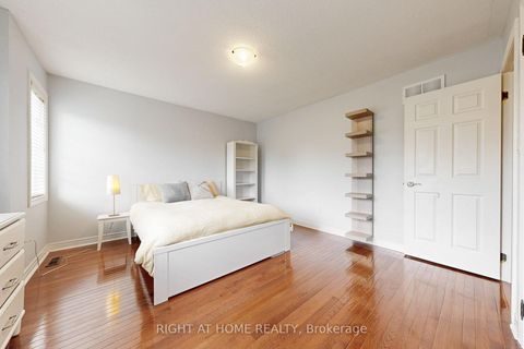 Photo 20 at 41 - 280 Paradelle Drive, Oak Ridges Lake Wilcox, Richmond Hill