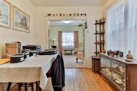 Photo 12 at 60 Beach View Crescent, Danforth, Toronto