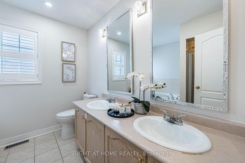 Photo 25 at 47 Kimono Crescent, Rouge Woods, Richmond Hill