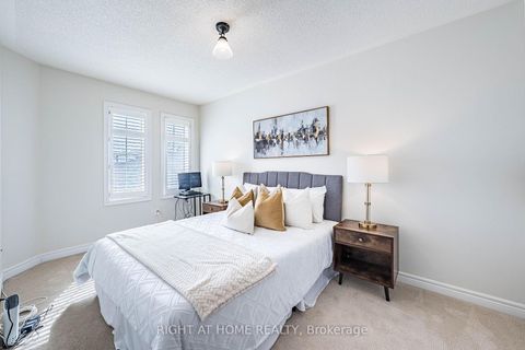 Photo 28 at 47 Kimono Crescent, Rouge Woods, Richmond Hill