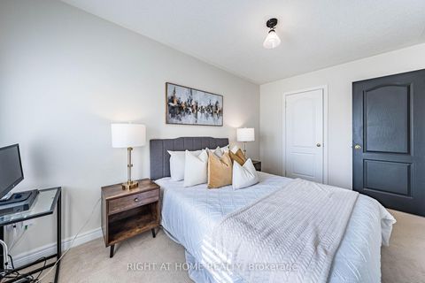 Photo 29 at 47 Kimono Crescent, Rouge Woods, Richmond Hill