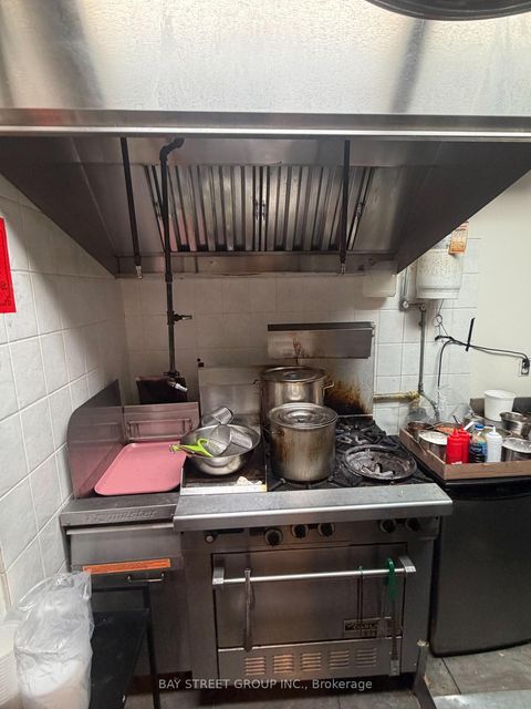 Photo 4 at 2FC6 - 4675 Steeles Avenue E, Milliken, Toronto