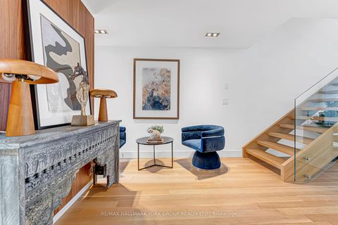 Photo 6 at 840 Richmond Street W, Bellwoods, Toronto