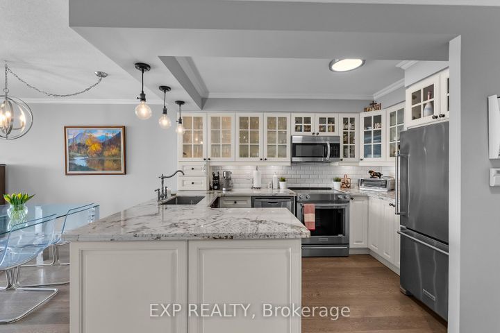 Photo 6 at 918 - 2261 Lake Shore Boulevard W, Mimico, Toronto