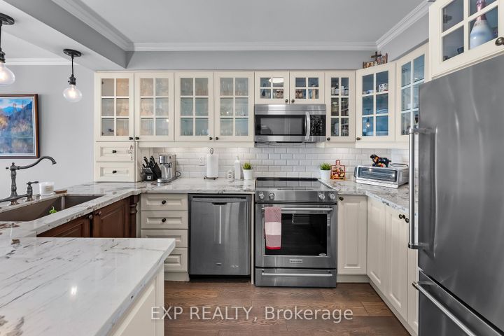 Photo 8 at 918 - 2261 Lake Shore Boulevard W, Mimico, Toronto