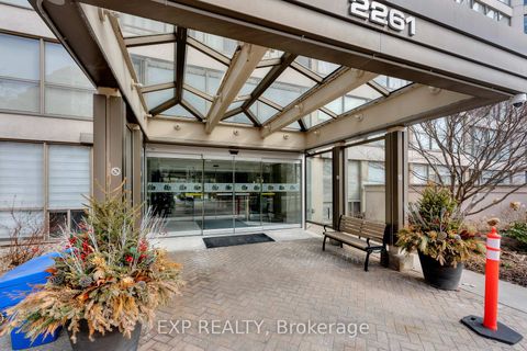 Photo 2 at 918 - 2261 Lake Shore Boulevard W, Mimico, Toronto