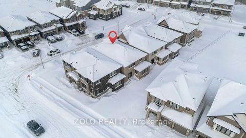 Photo 4 at 23 Kingsbury Trail, Rural Barrie Southeast, Barrie